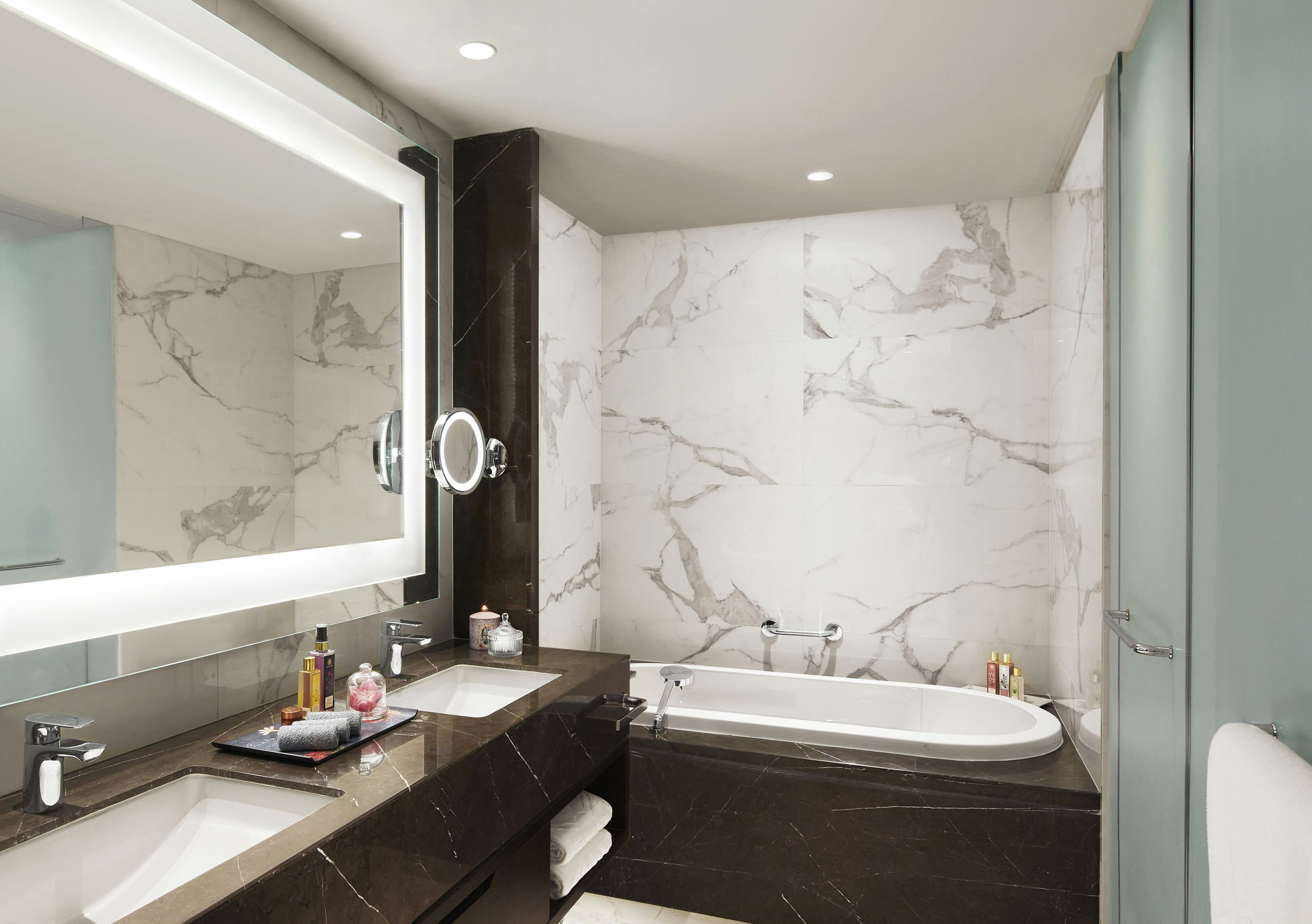 Taj Wellington Mews 50/55