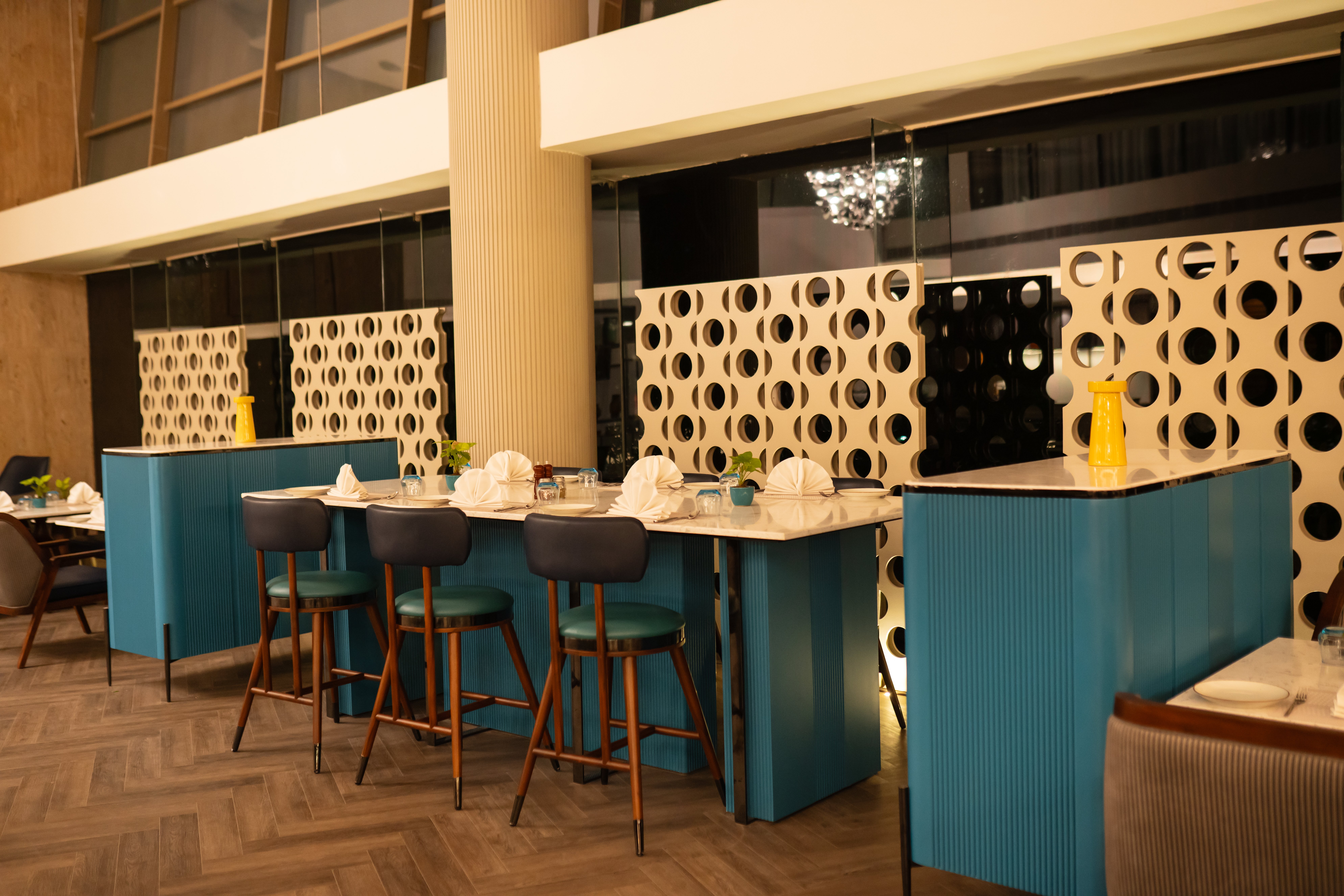 Crowne Plaza Ahmedabad City Centre 52/70
