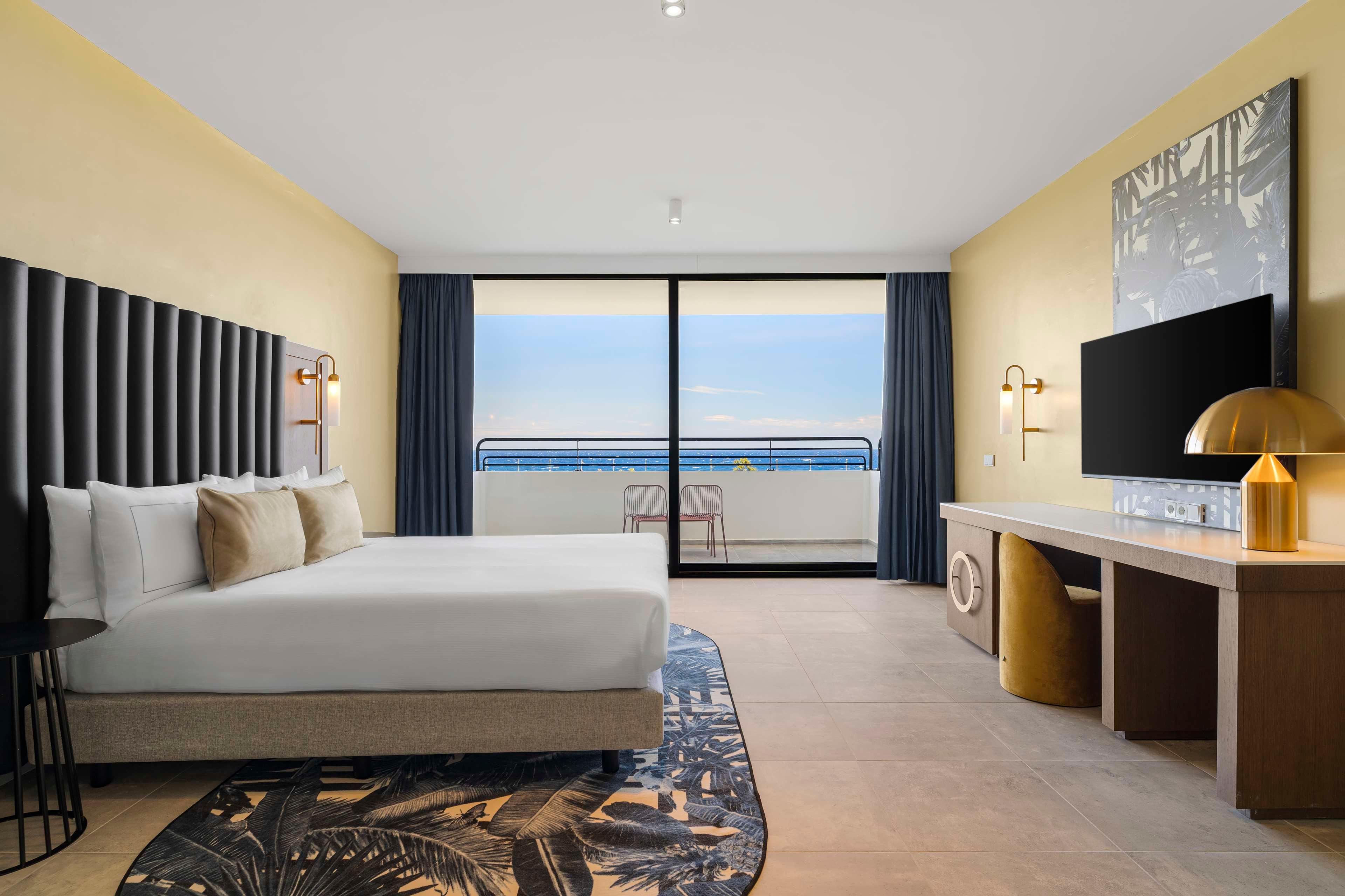 1 BEDROOM, SUPERIOR, SUITE, KING BED, OCEAN VIEW