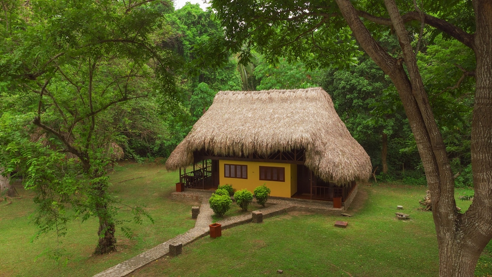 Cabanas Tequendama Playa Arrecifes Parque Tayrona 34/36