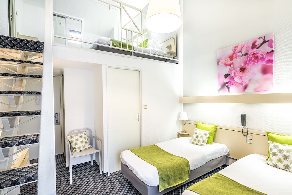 Hotel Notre- Dame De France 14/41