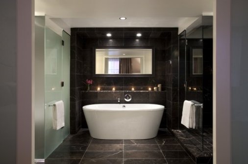 Rosewood Hotel Georgia 82/85