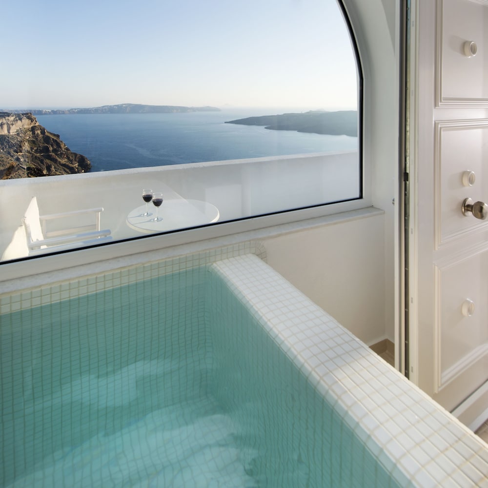 TZEKOS VILLAS 8/46