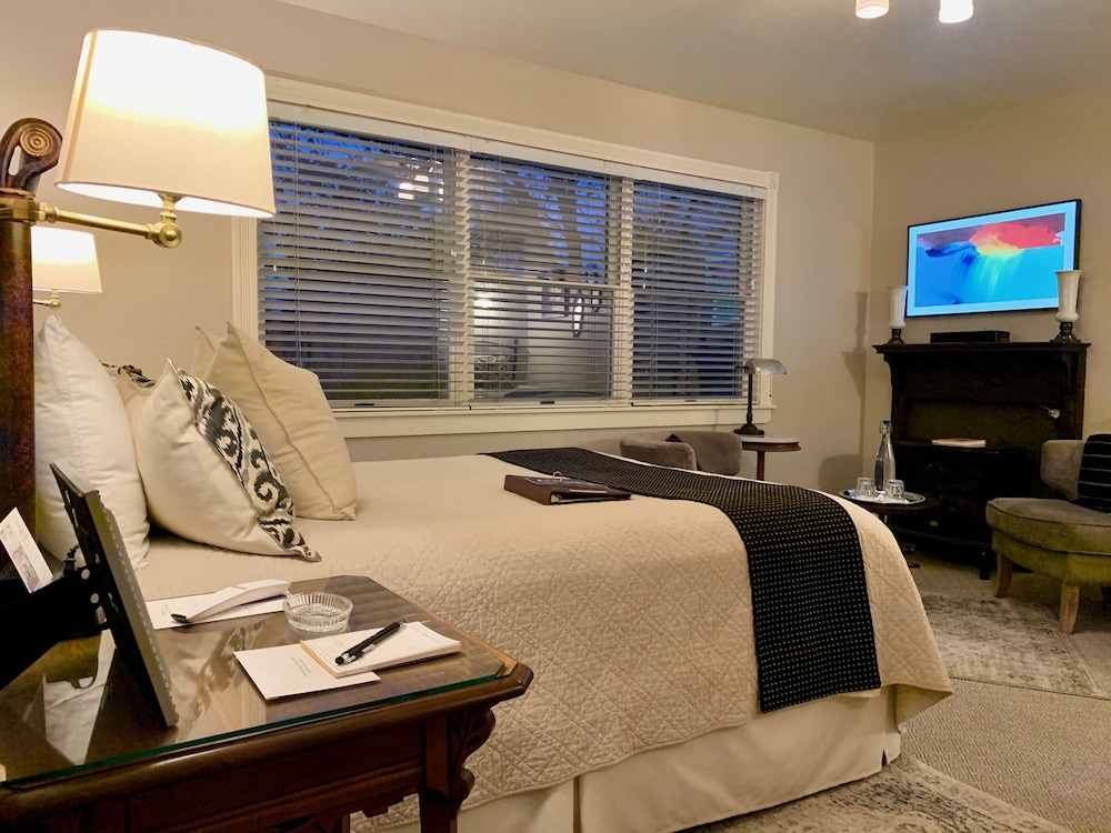 Mccall House Bed And Breakfast 40/50