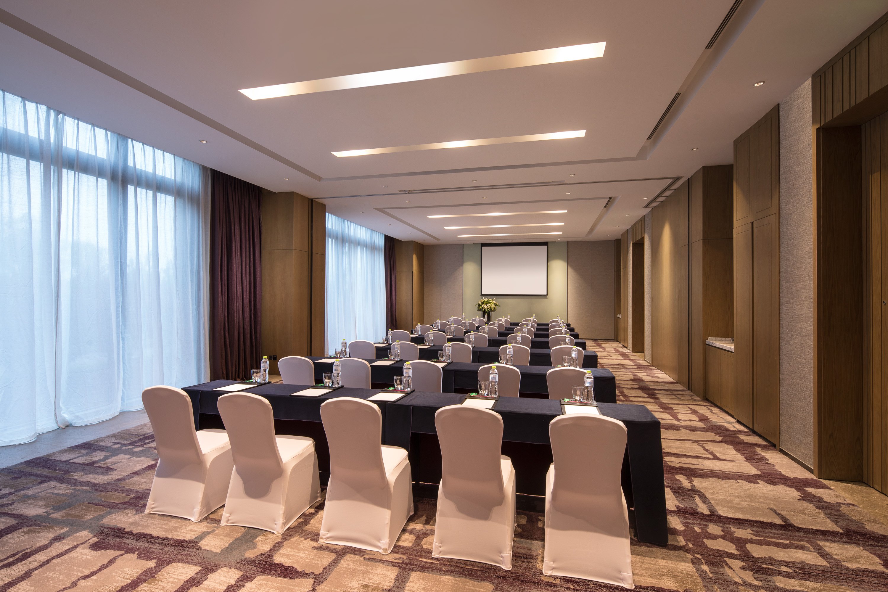 Crowne Plaza Qingdaoorientalmoviemetropolis 33/48