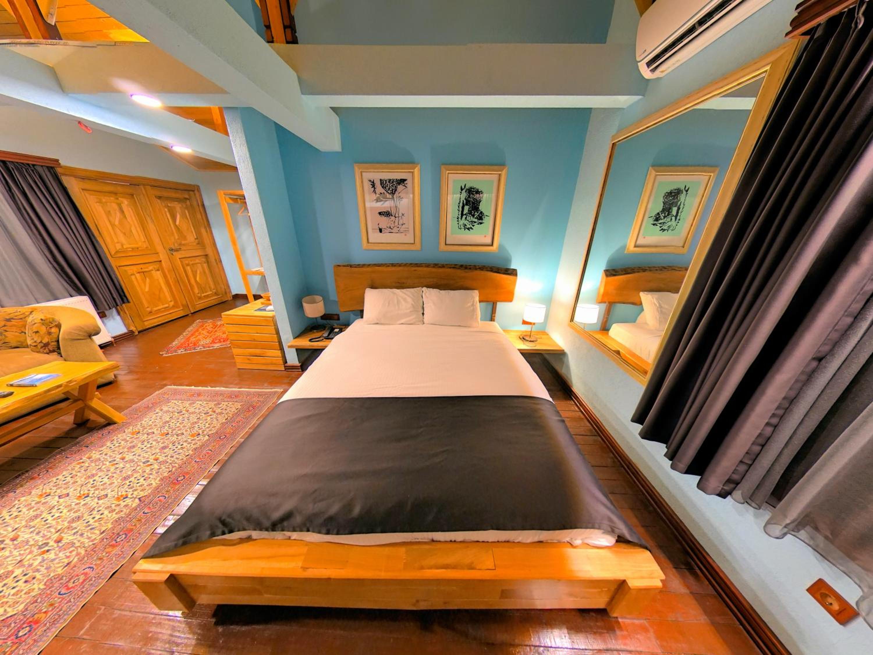 شاليه، The Canyon Hotel & Resort 3/4