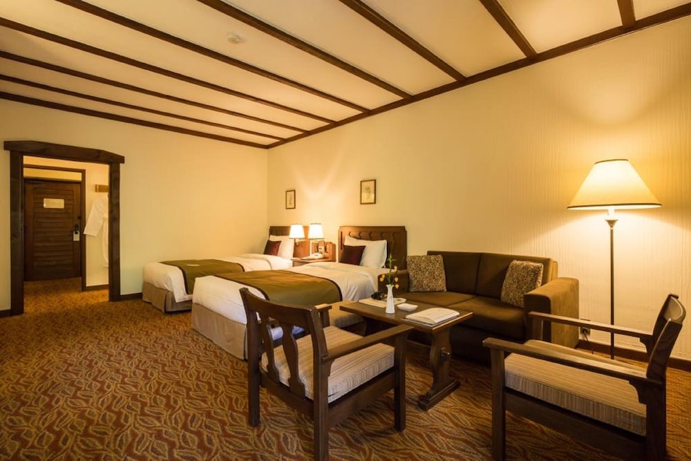 KAMIKOCHI IMPERIAL HOTEL 56/69