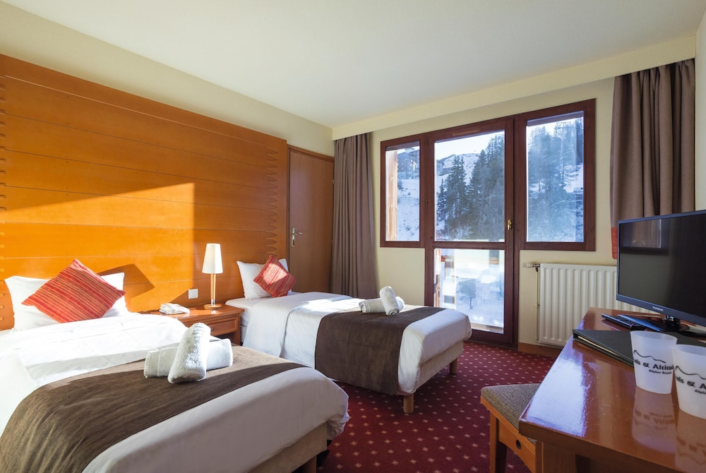 Hotel La Plagne Le Terra Nova - Winter 28/64