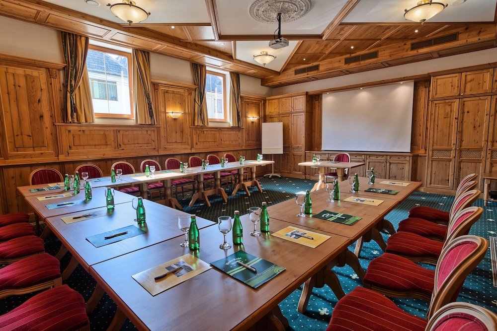 Mercure Sighisoara Binderbubi Hotel And Spa 78/83