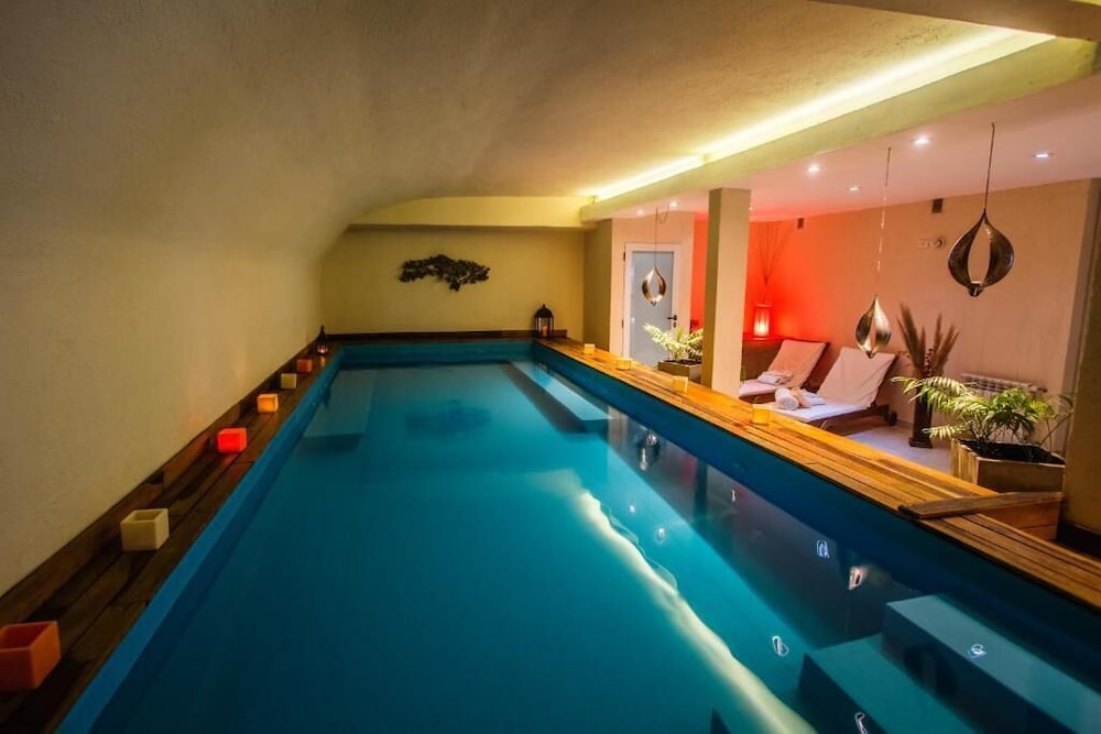 BlackStone Apart Boutique Hotel 10/45