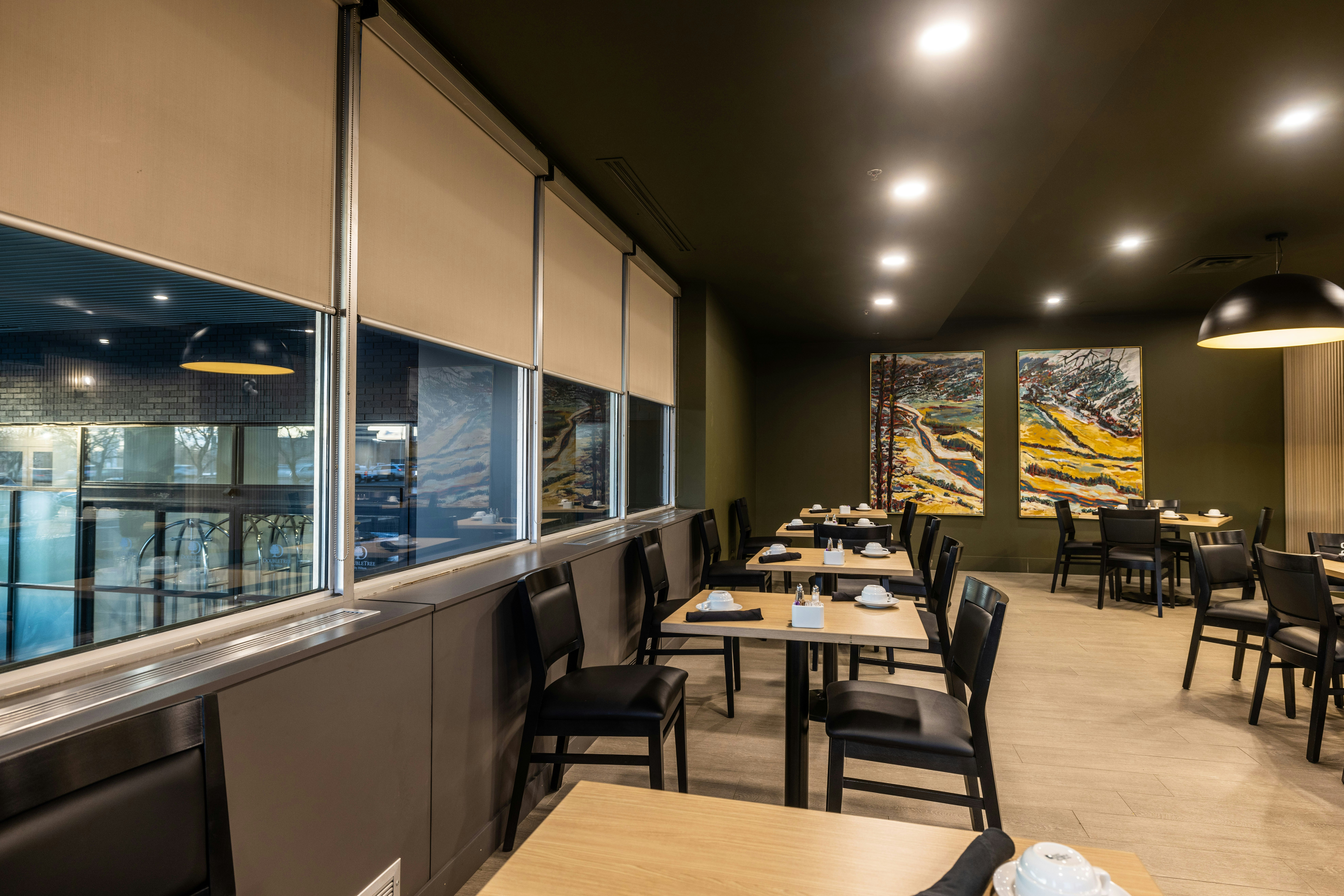 DoubleTree by Hilton Calgary North 25/33