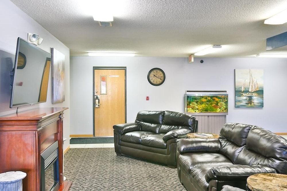 Amerivu Inn And Suites New Richmond 45/60