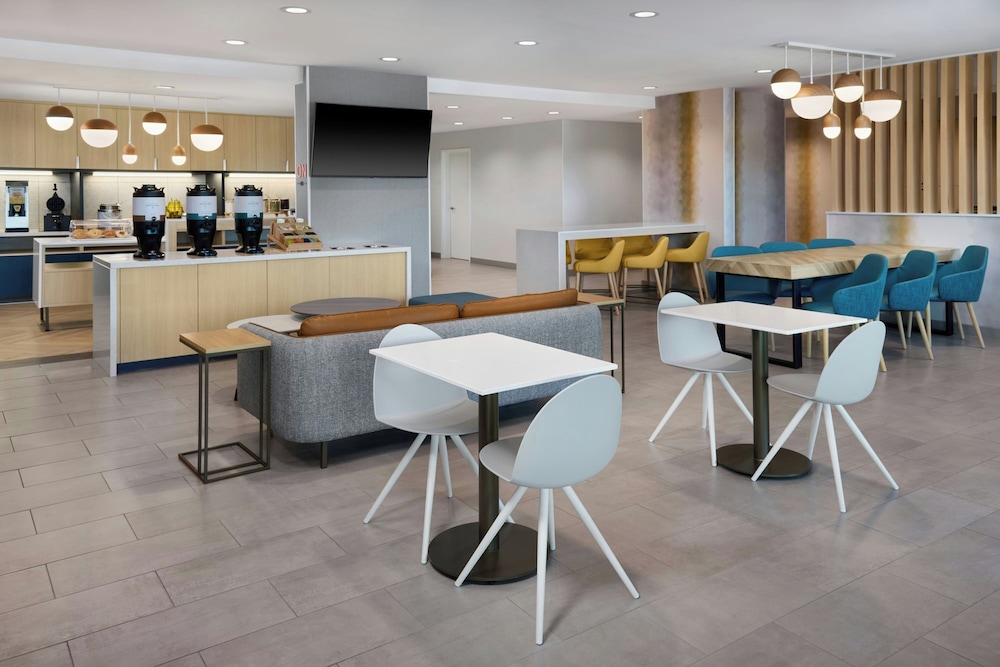 TownePlace Suites by Marriott Ridgecrest 43/50