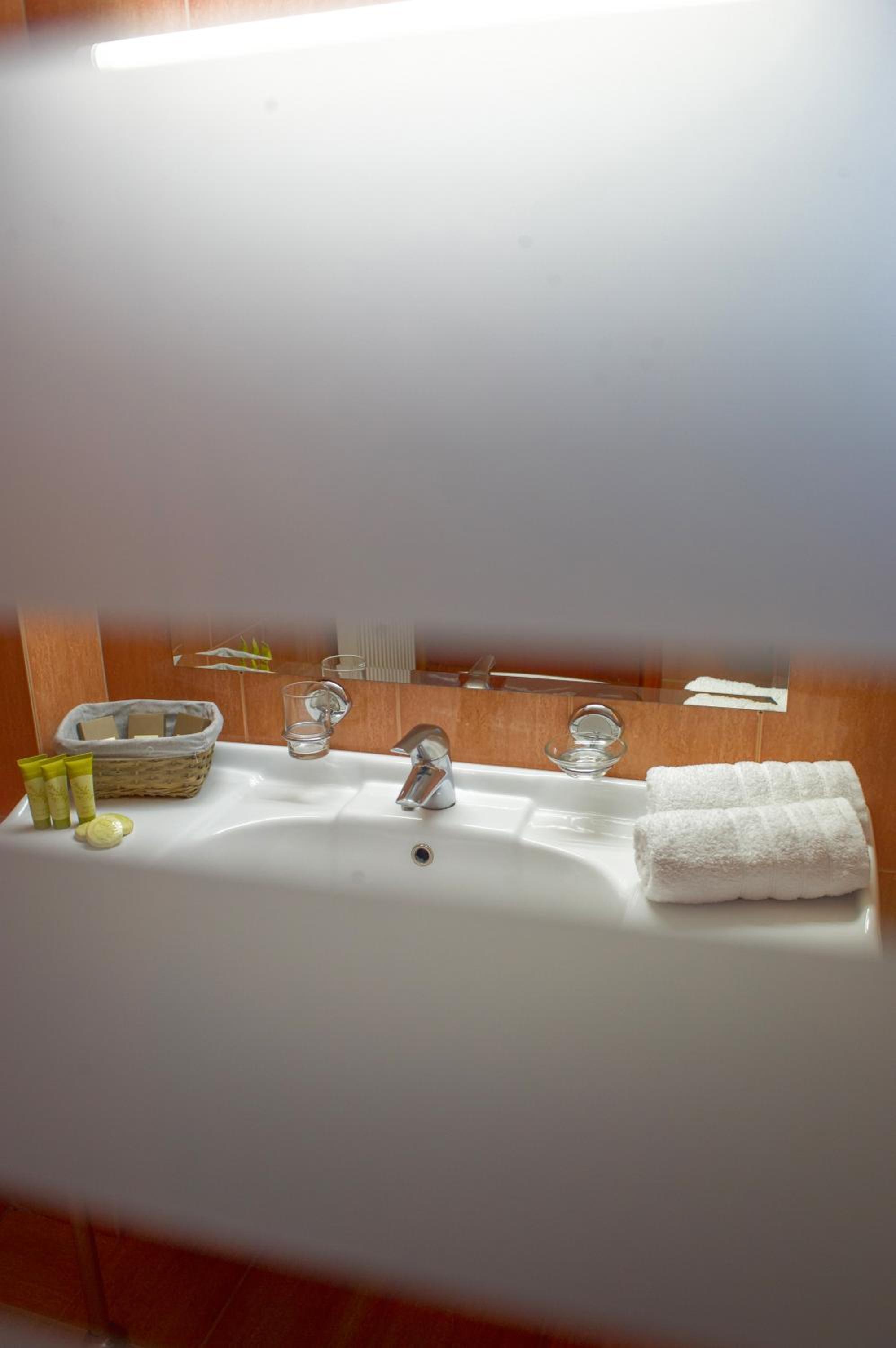 Agrinio Imperial Hotel 46/50