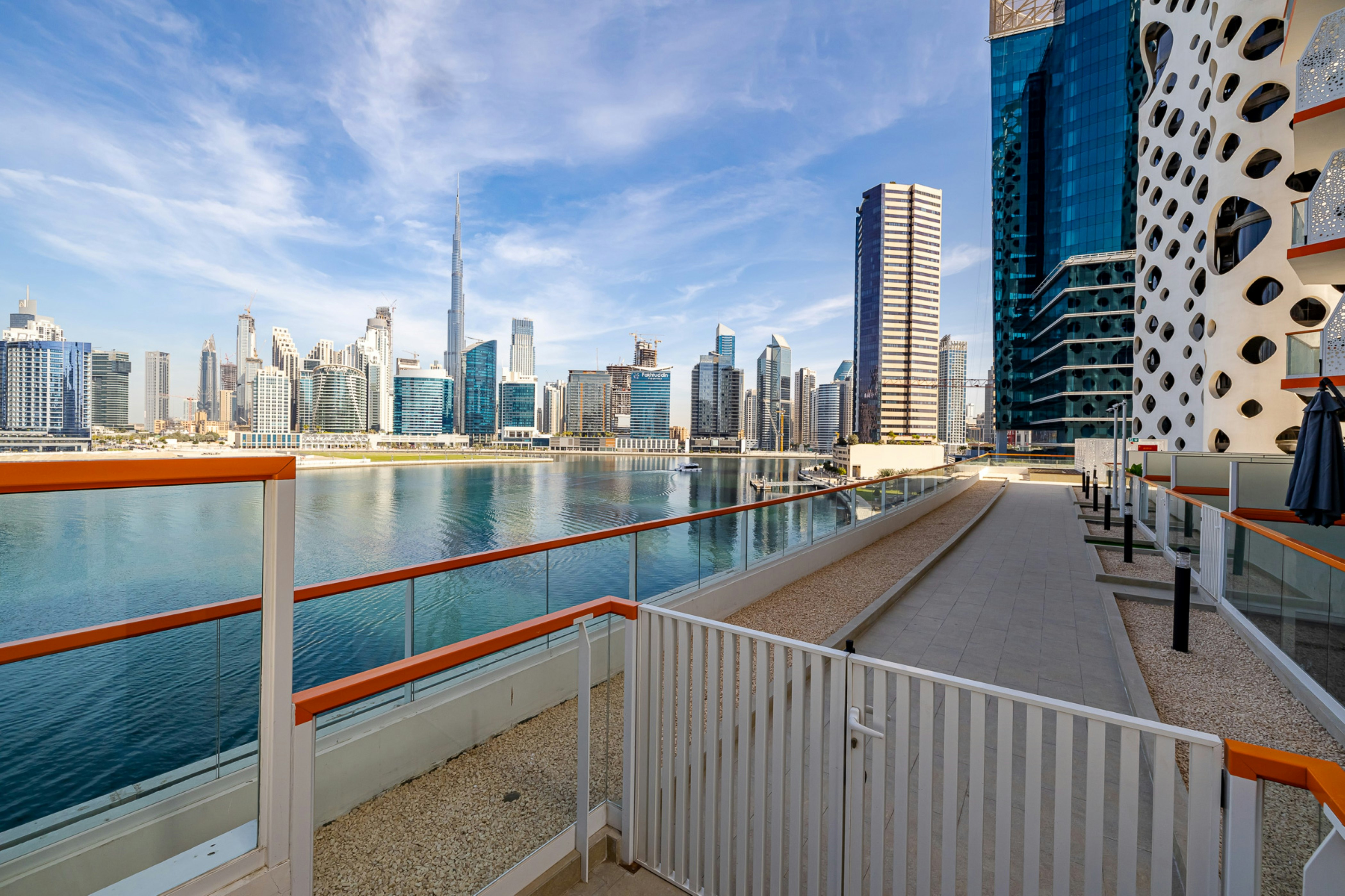 Unlock Waterfront Edge Business bay 33/44
