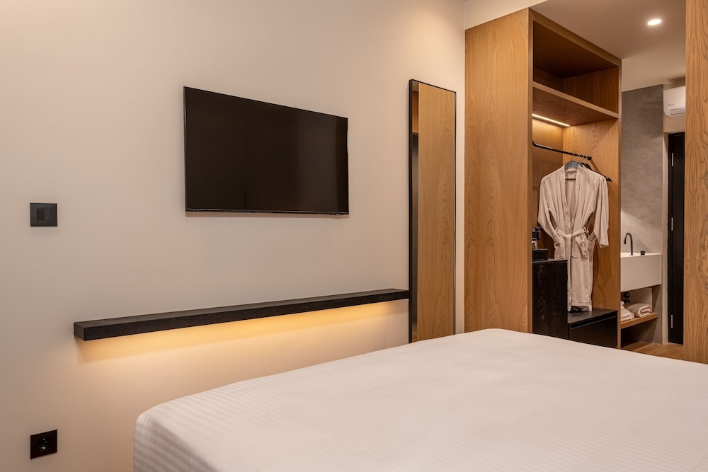 Evanik Chic Hotel 16/48