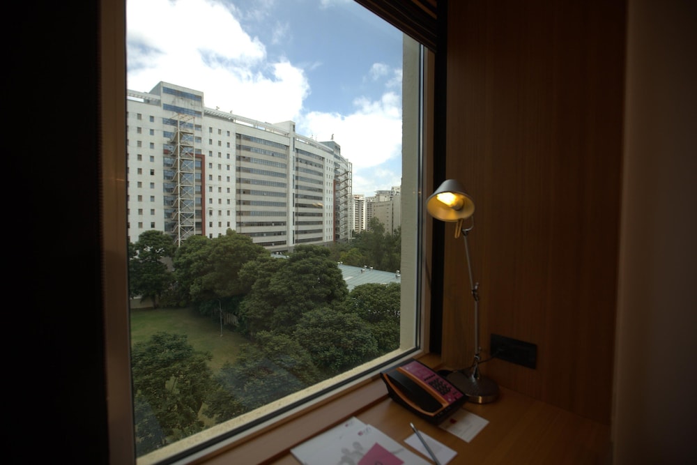Aloft Bengaluru Whitefield 48/50