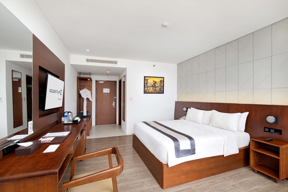 Golden Tulip Pontianak 9/64