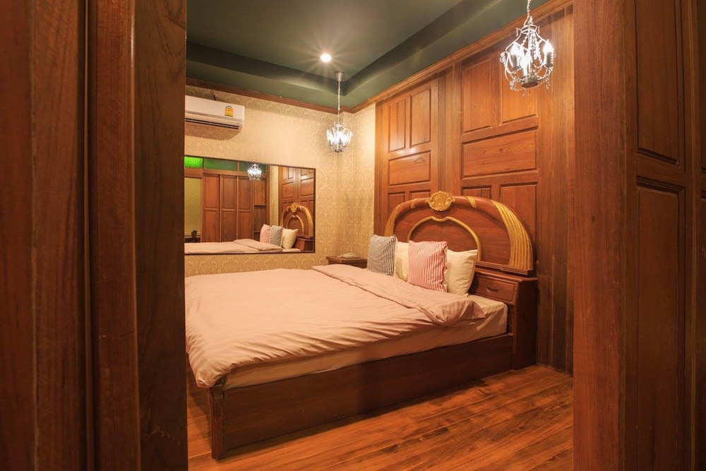 S48 Hotel 13/75