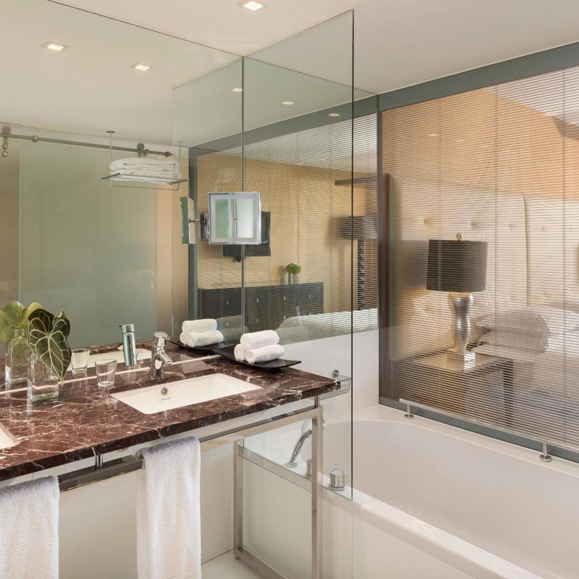 Executive, Suite, Twin Beds, Club Lounge Access, SHERATON LISBOA HOTEL AND SPA 3/3