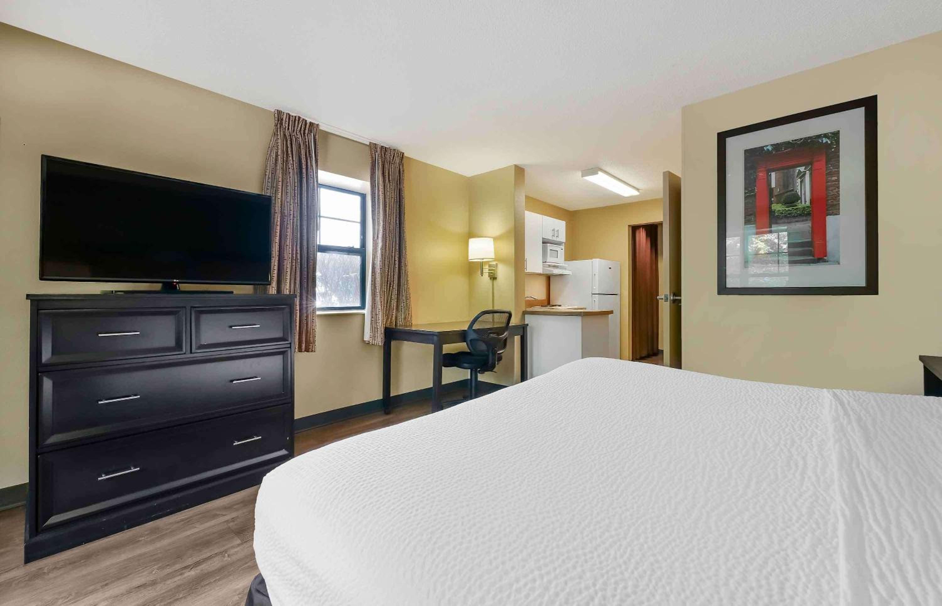 استوديو بسرير كينج، Sonesta Simply Suites Lansing 8/10