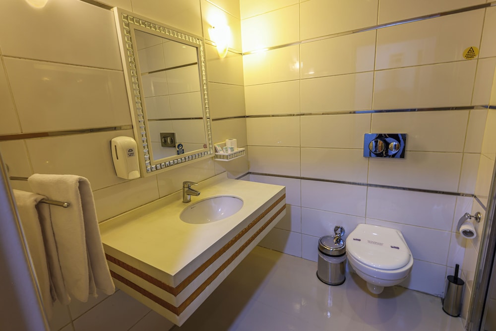 غرفة قياسية بسريرين منفصلين، Hotel Tilmen 7/10