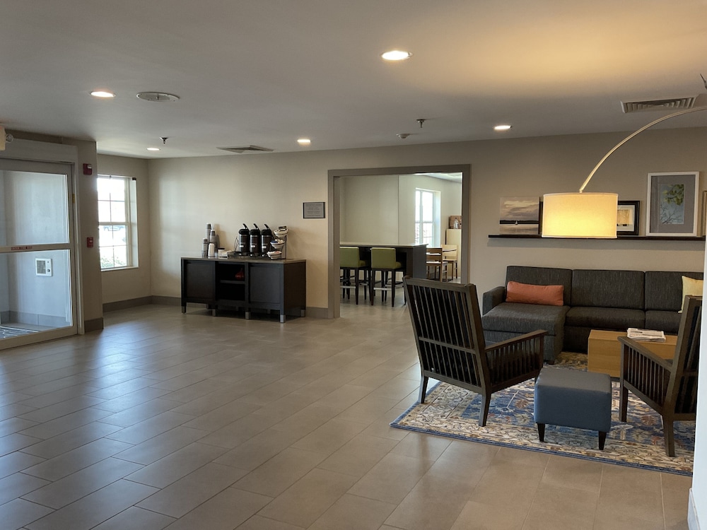 Country Inn & Suites by Radisson, Marion 14/64