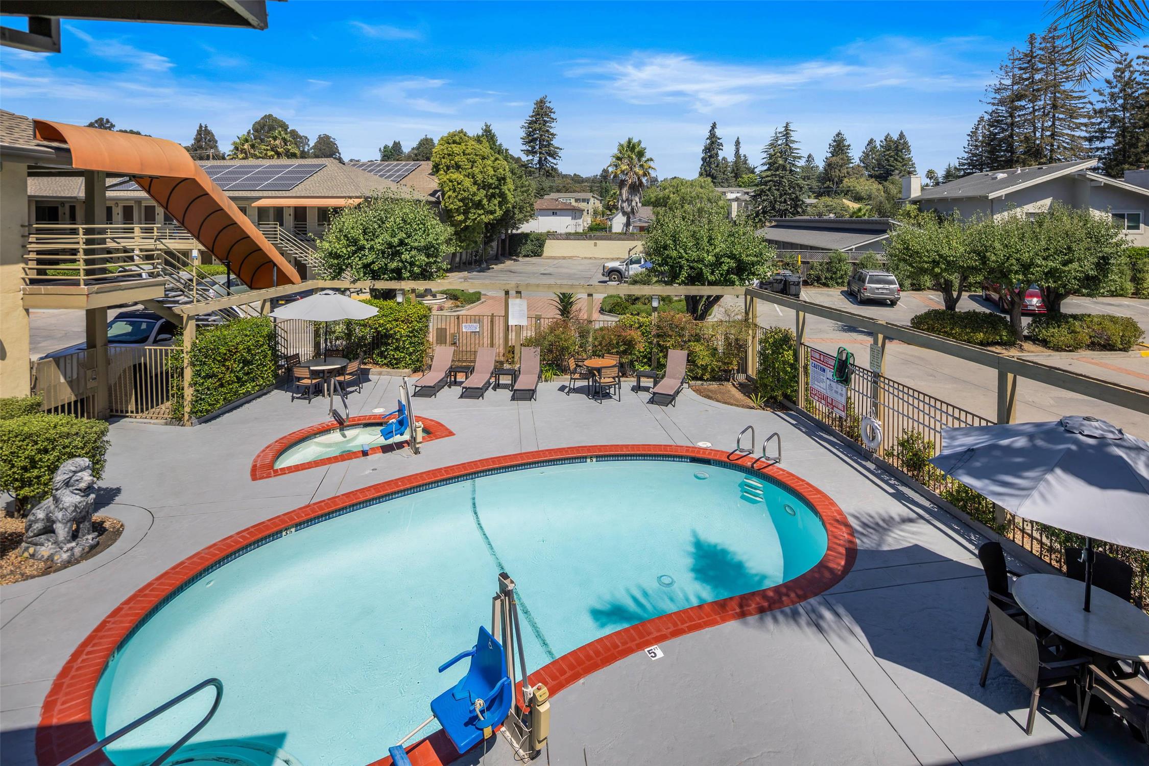 Comfort Inn Santa Cruz North 36/40