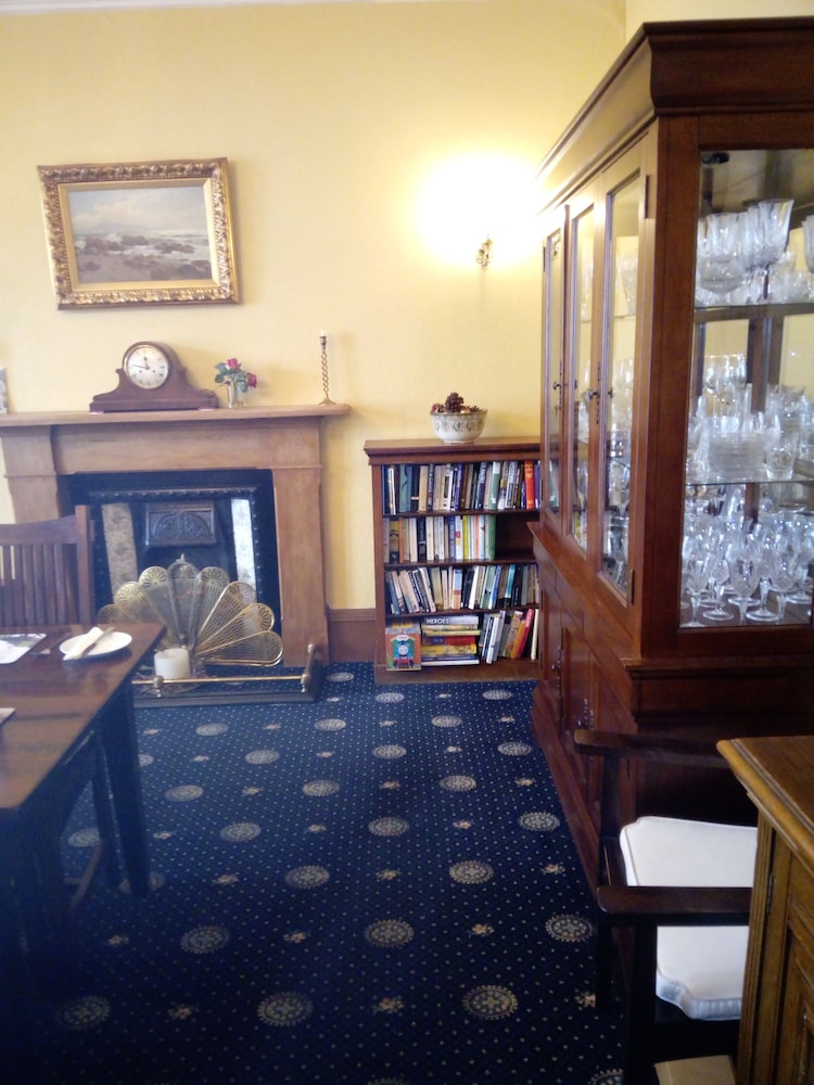Dunallan House 3/37