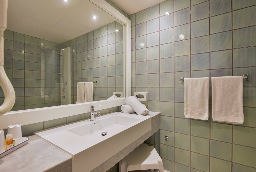 غرفة كلاسيكية ثلاثية، Hotel Baia di Conte 9/9