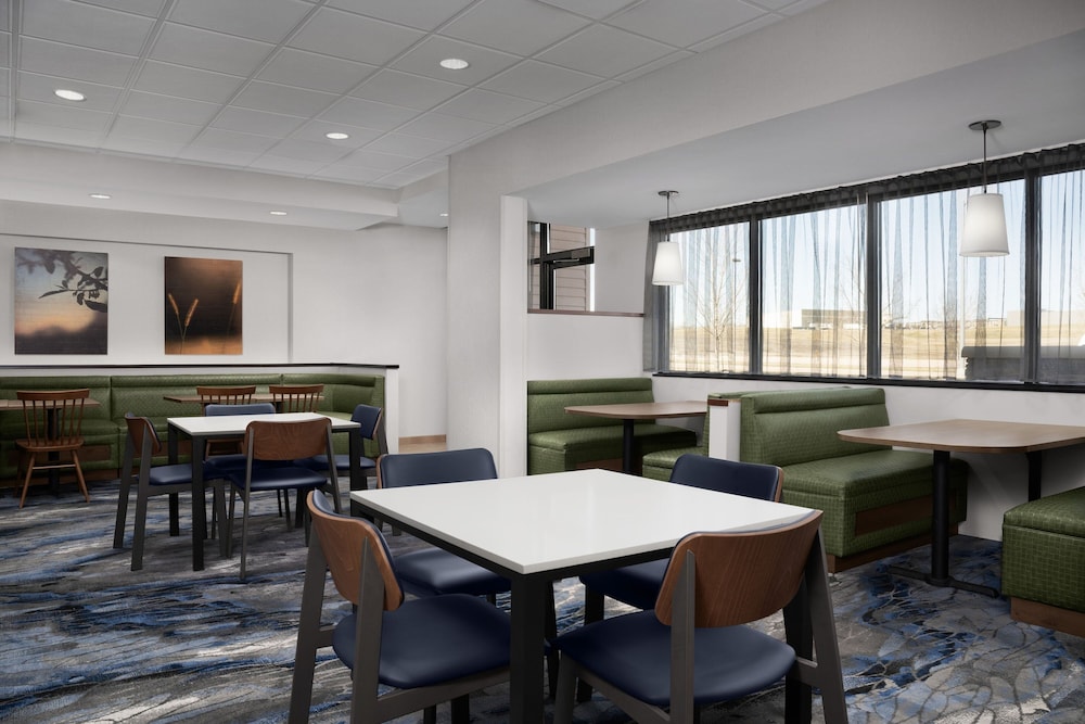 Fairfield Inn & Suites Sioux Falls Airport 36/49