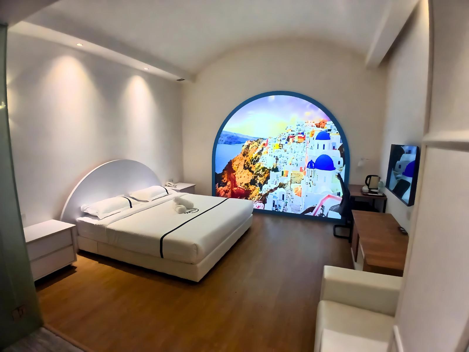 Room, King Bed