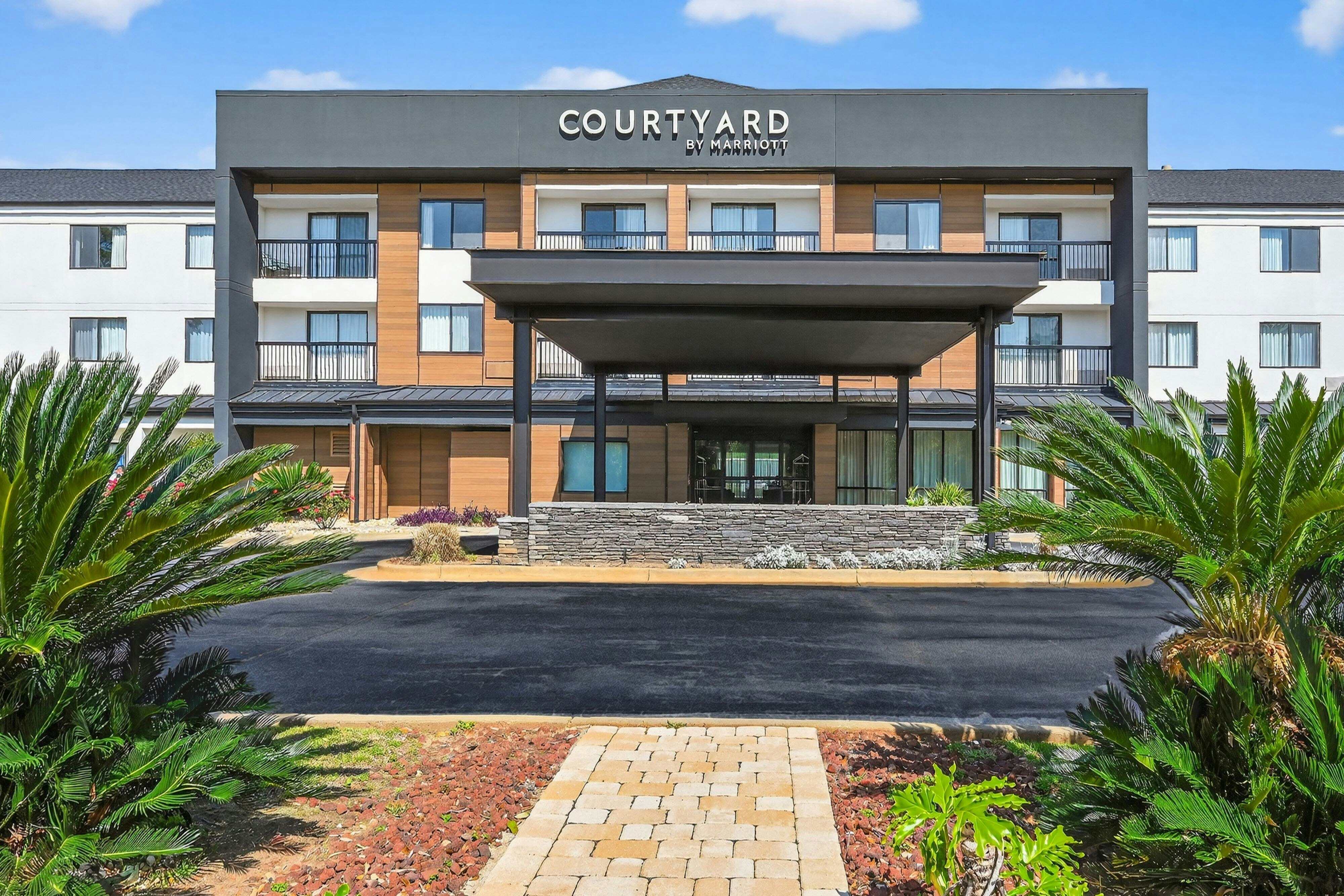 Courtyard by Marriott Albany 4/32