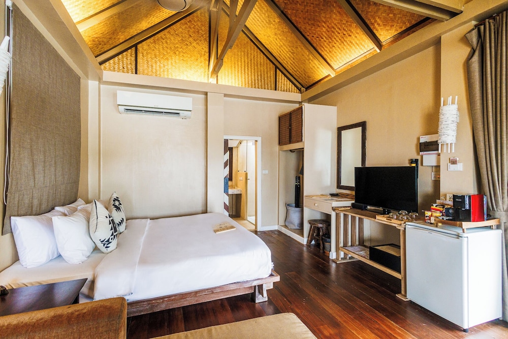 Tolani Resort Kohkood 11/50
