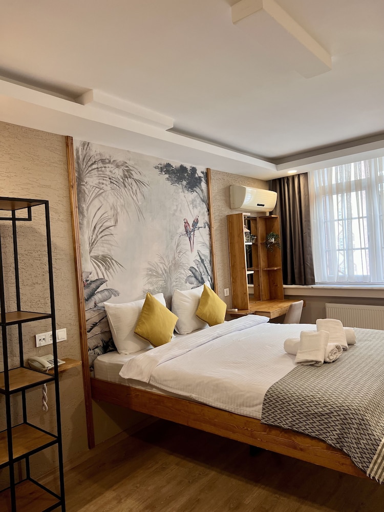 SAYEBAN GOLD HOTEL 20/65