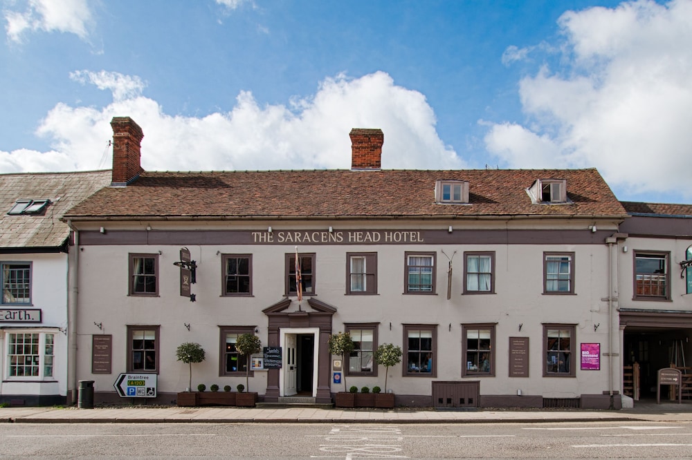 Saracens Head Hotel 3/50
