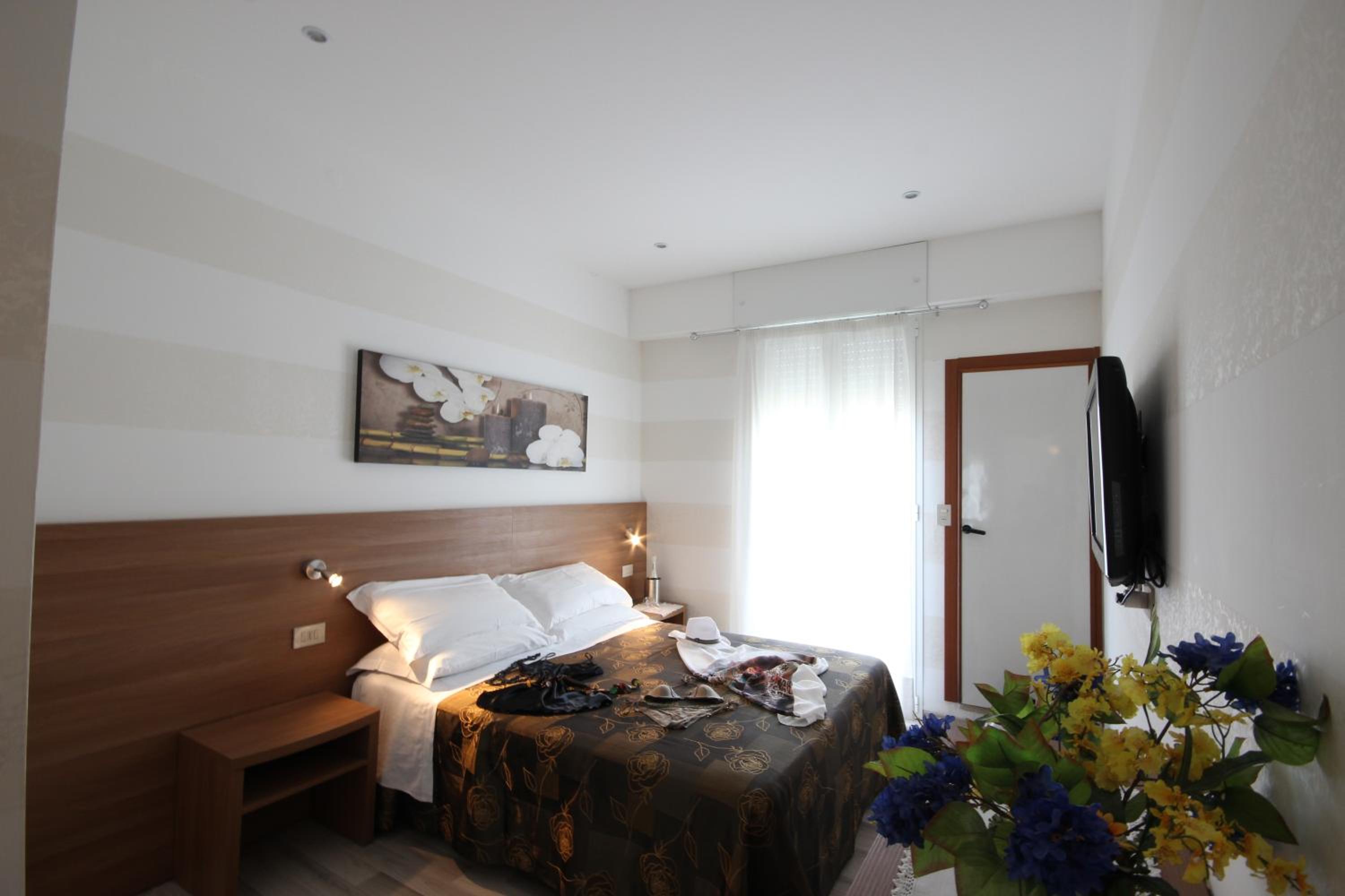 Hotel Arabel 12/50