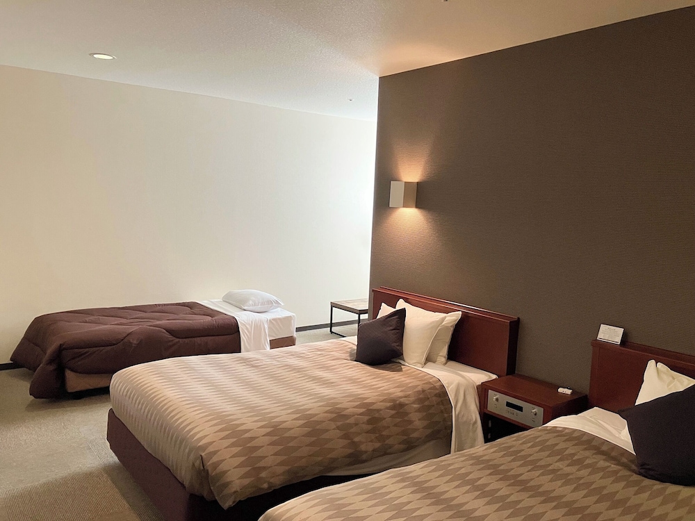 Hotel Livemax BUDGET Hamamatsu Ekimae 16/33