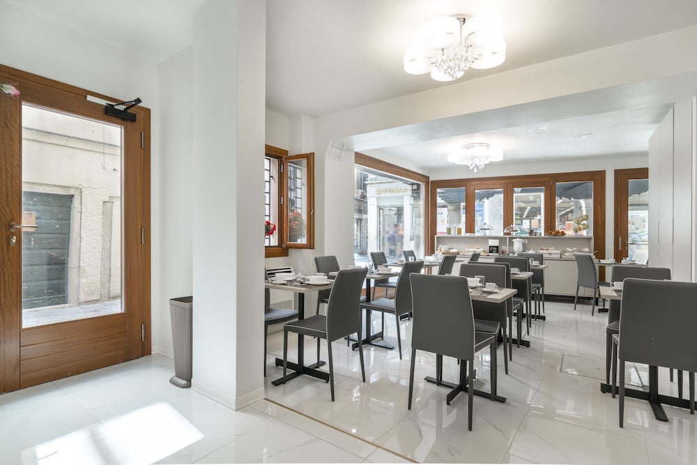 Hotel Grifoni Palace 35/50