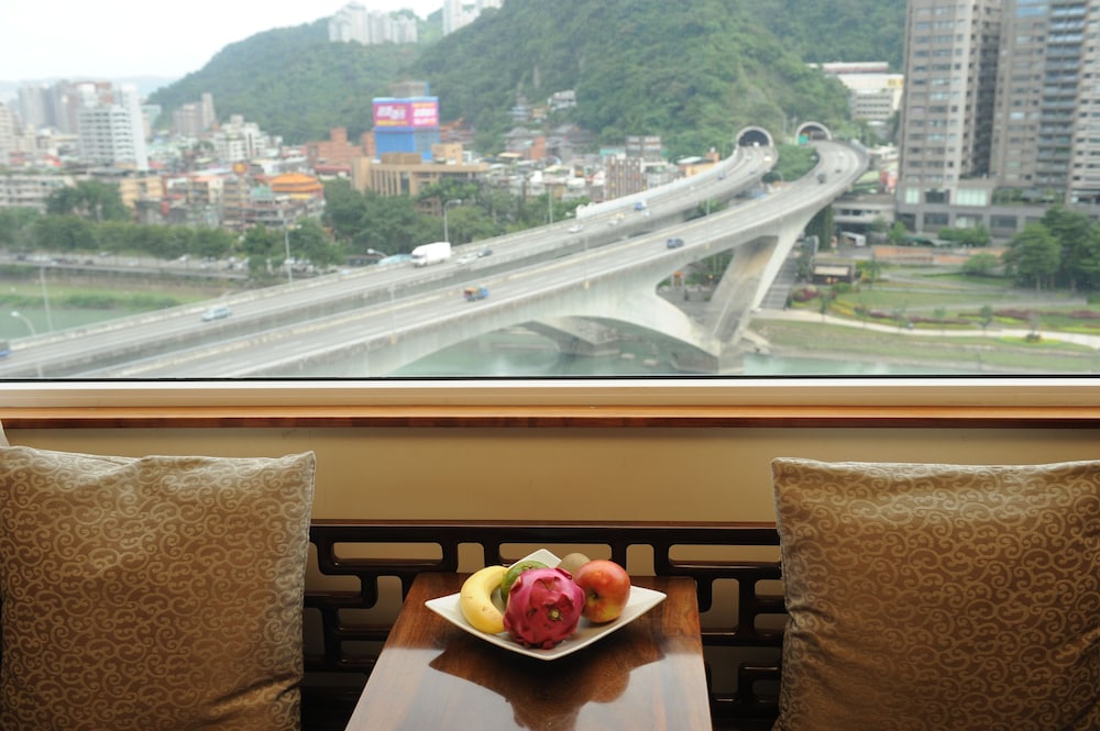 Beautiful Hotel Taipei 53/65