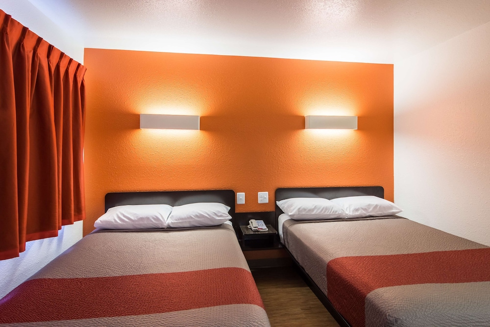 Motel6 Oroville, CA 28/48