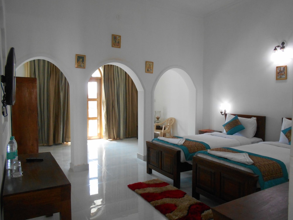 Hotel Isabel Palace 14/37