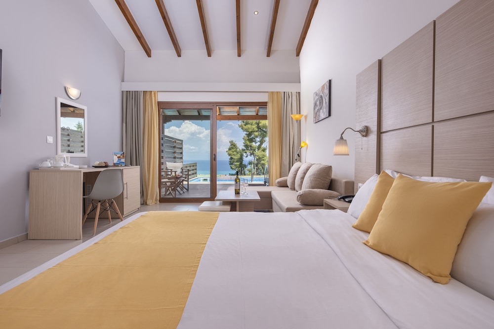 Alia Palace - Adults Only 8/50