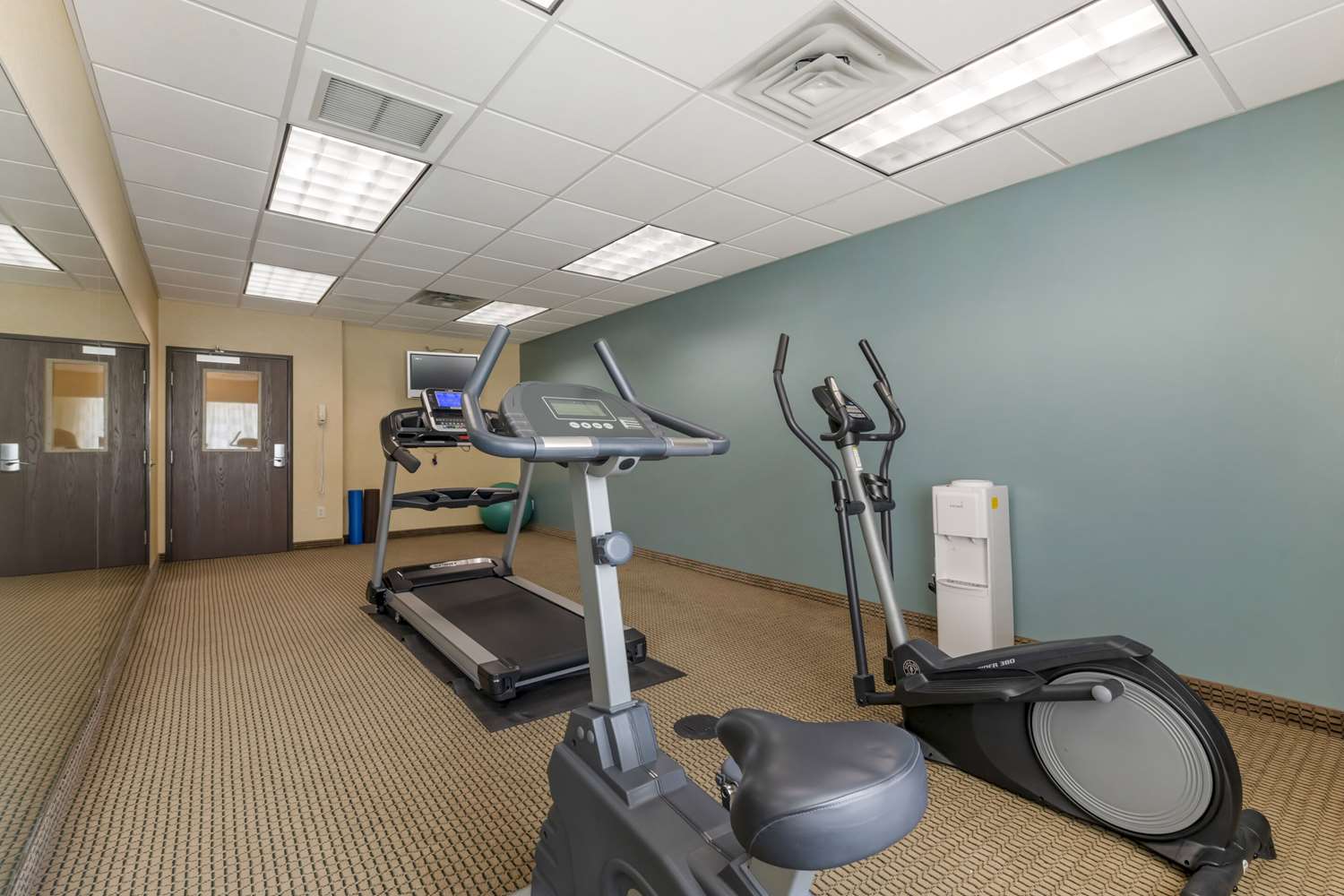 Sleep Inn & Suites Rapid City 18/35