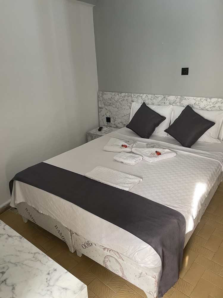 Ersoy Ege Apart Otel 20/50