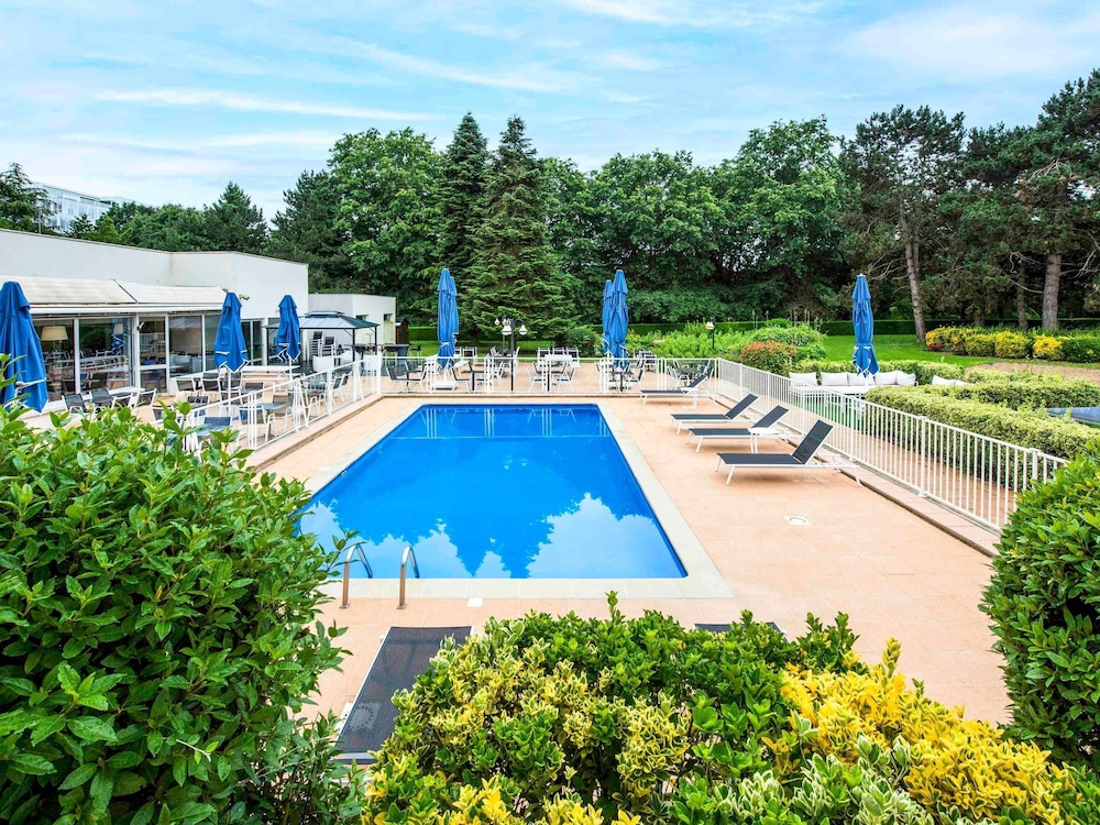 NOVOTEL RENNES ALMA 67/74