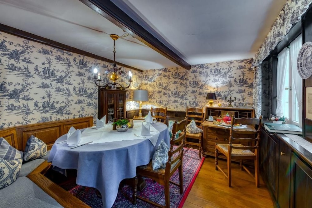 Hotel Restaurant Alt Vellern 36/48