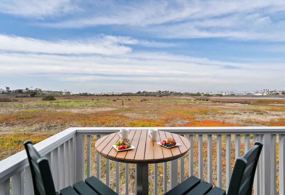 Inn At Playa Del Rey 43/51