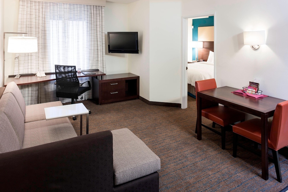 Residence Inn By Marriott Santa Clarita Valencia 31/61