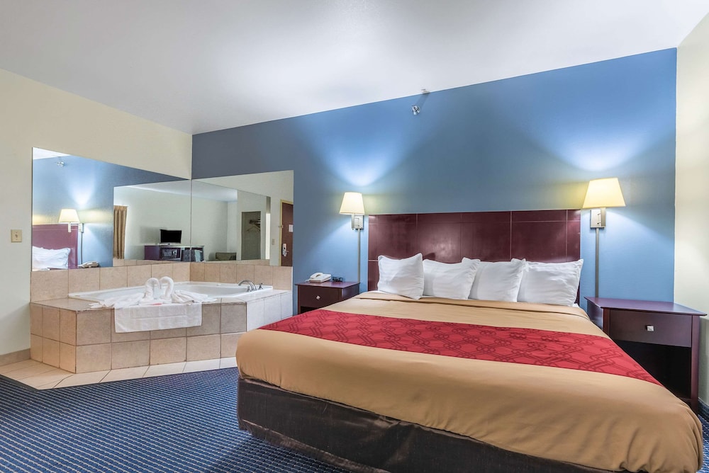 Econo Lodge Inn and Suites Pritchard Road North Little Rock 11/45